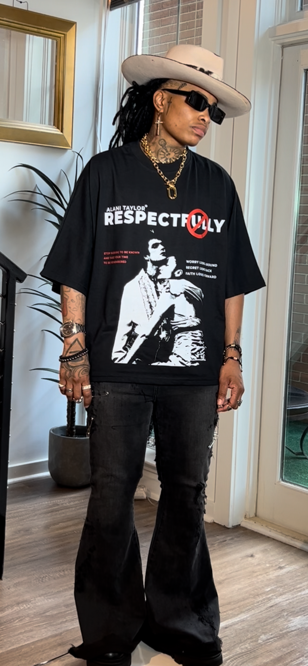 Respectfull seamless tee